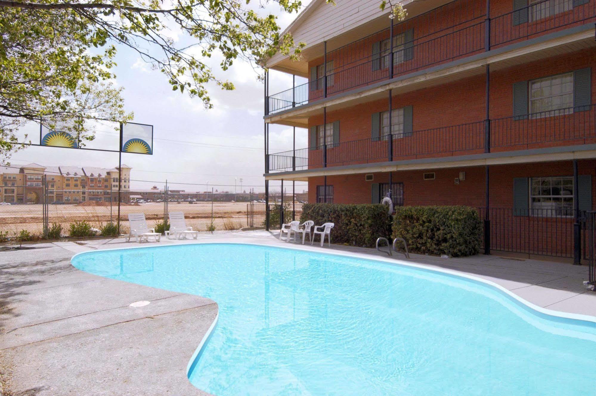 Days Inn Lubbock Texas Tech University 外观 照片